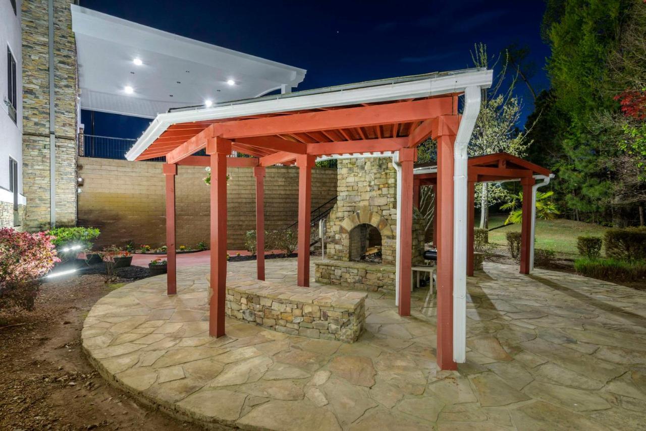 Comfort Suites At Kennesaw State University Экстерьер фото