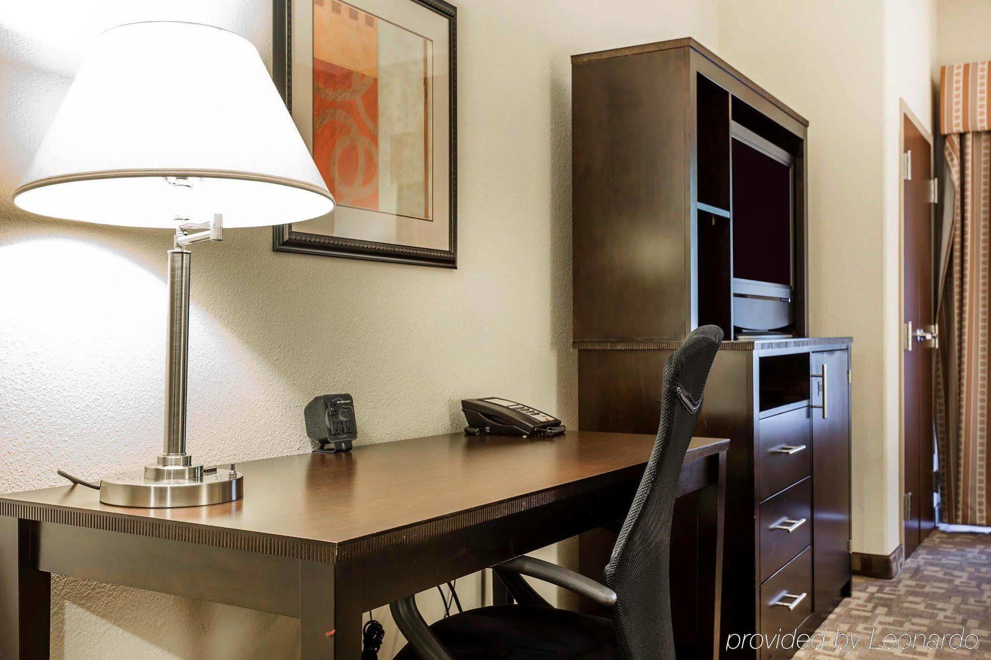 Comfort Suites At Kennesaw State University Экстерьер фото